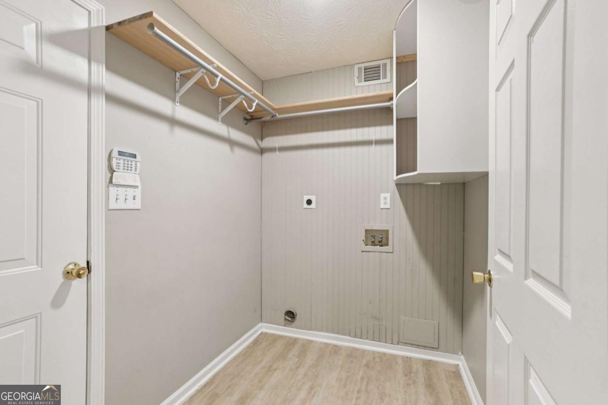 2415 Hamilton Parc Lane