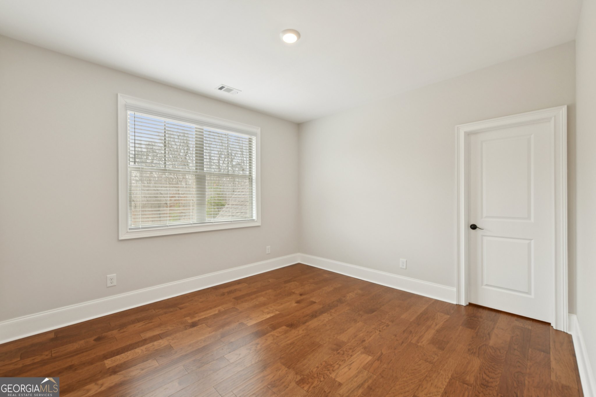 25 Mountain Crest Drive