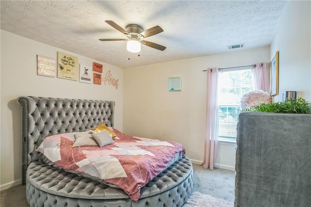 2415 Hamilton Parc Lane