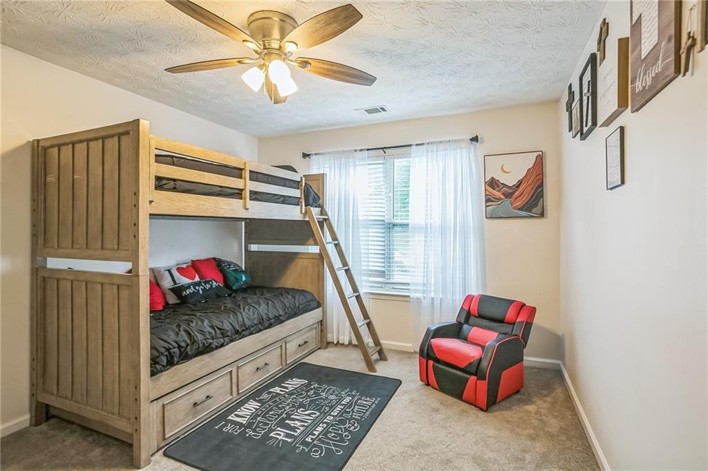 2415 Hamilton Parc Lane