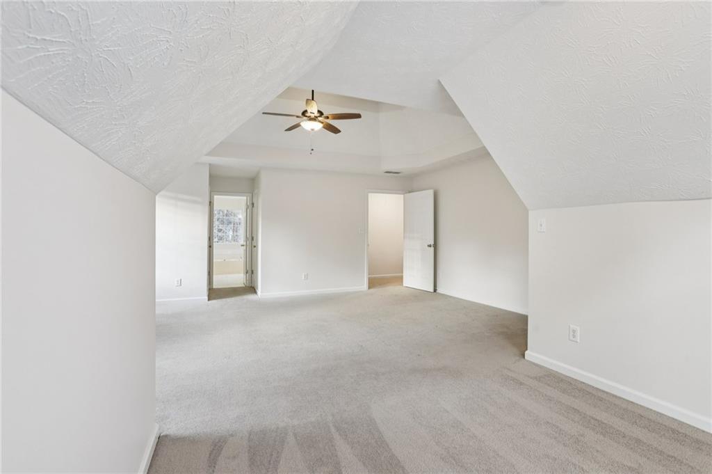 2415 Hamilton Parc Lane