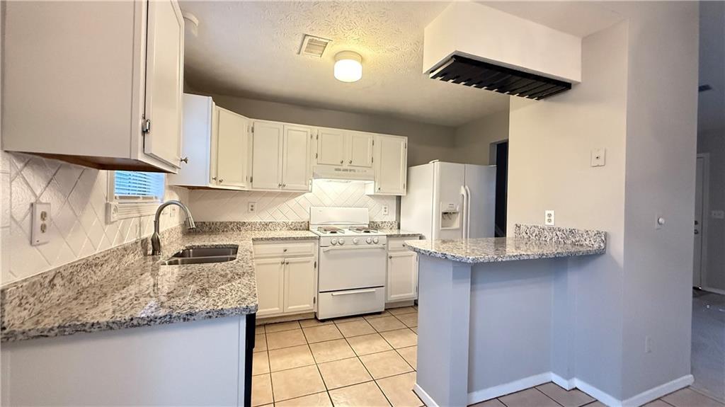 4712 Valley Ridge Drive