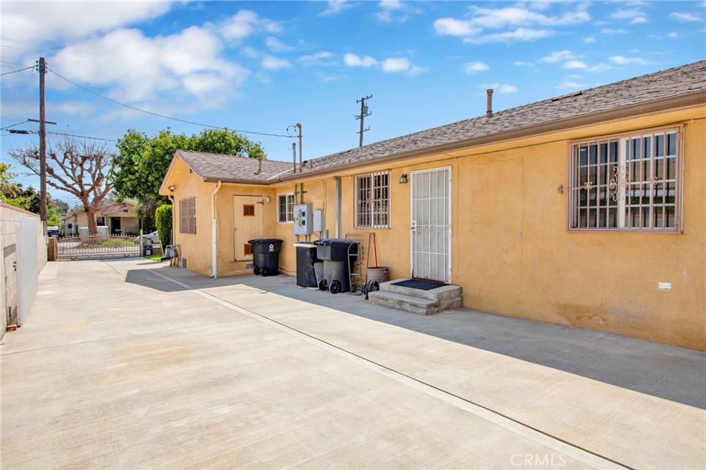 8127 Emerson Place B