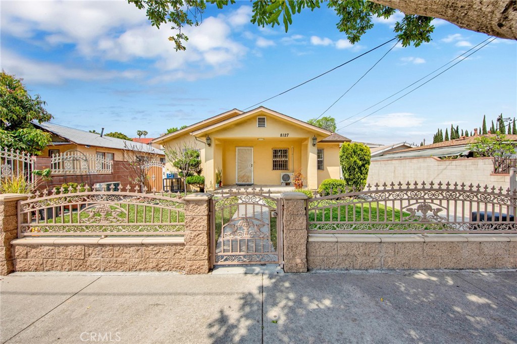 8127 Emerson Place B