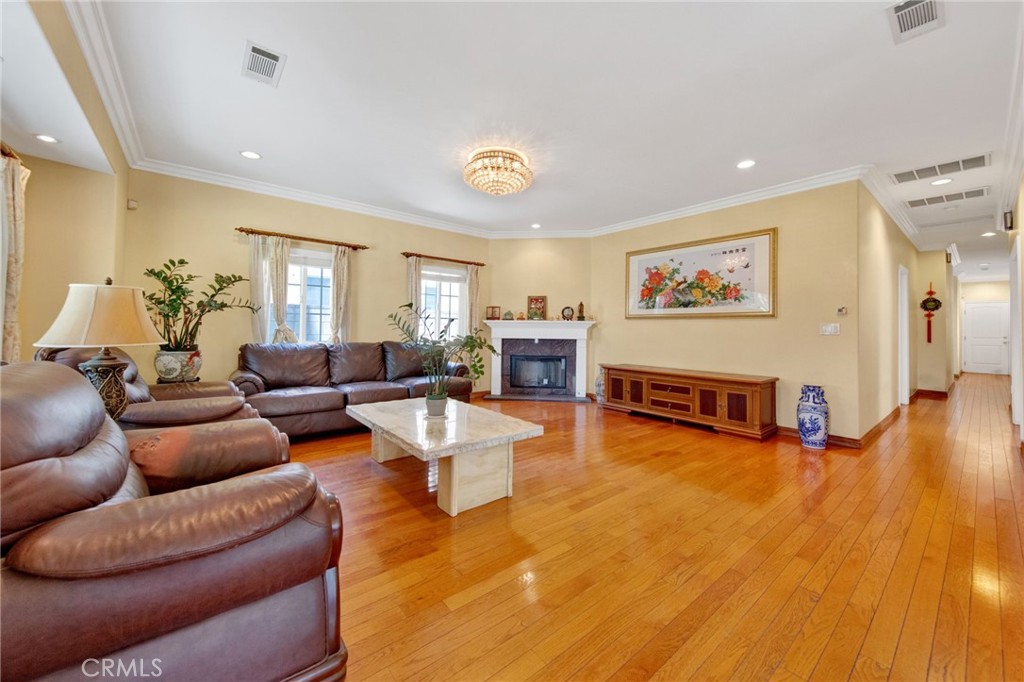 5730 Cloverly Avenue