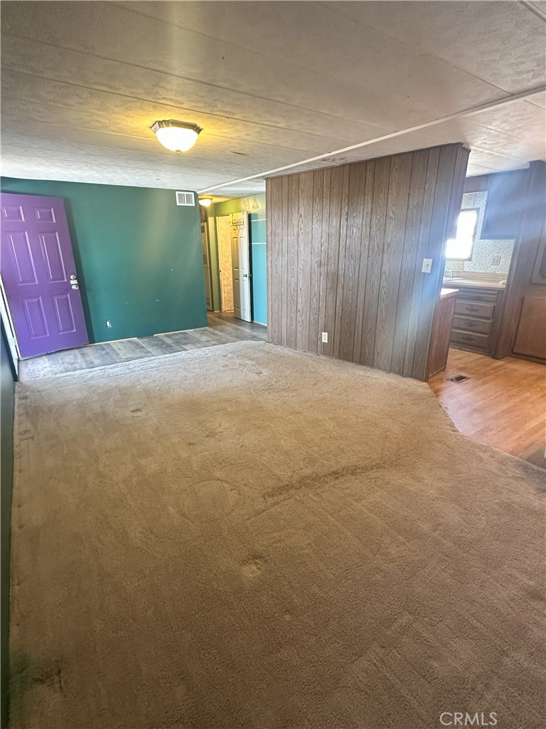 1258 Rosamond Boulevard 40