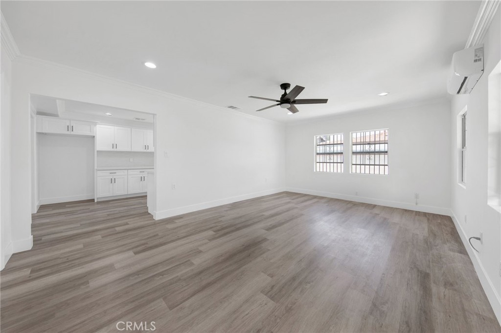 8127 Emerson Place A