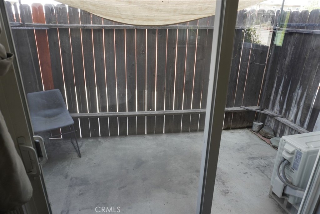 428 E Foothill