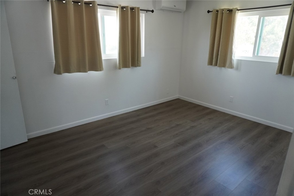 428 E Foothill