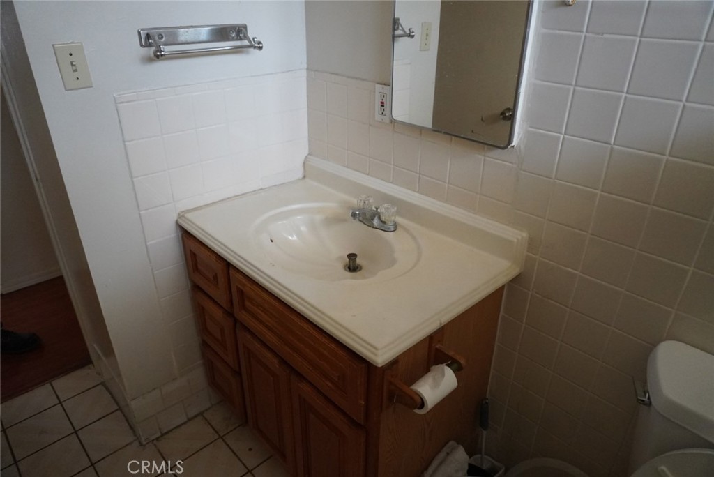3509 Marmion Way