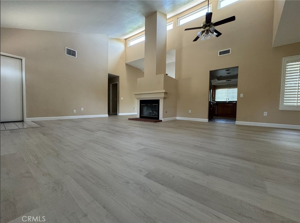 312 E Georgetown