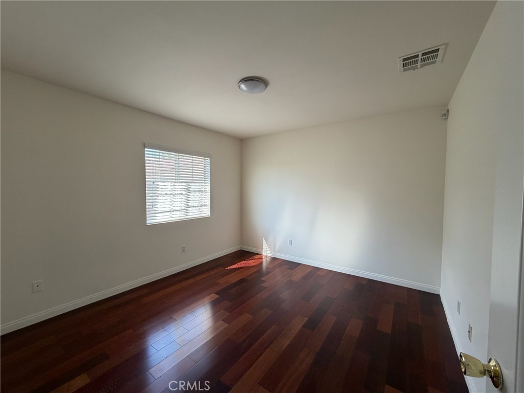 5031 Kauffman
