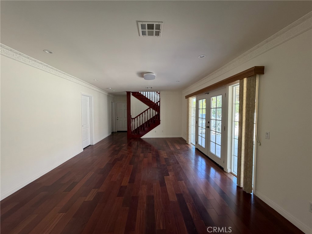 5031 Kauffman