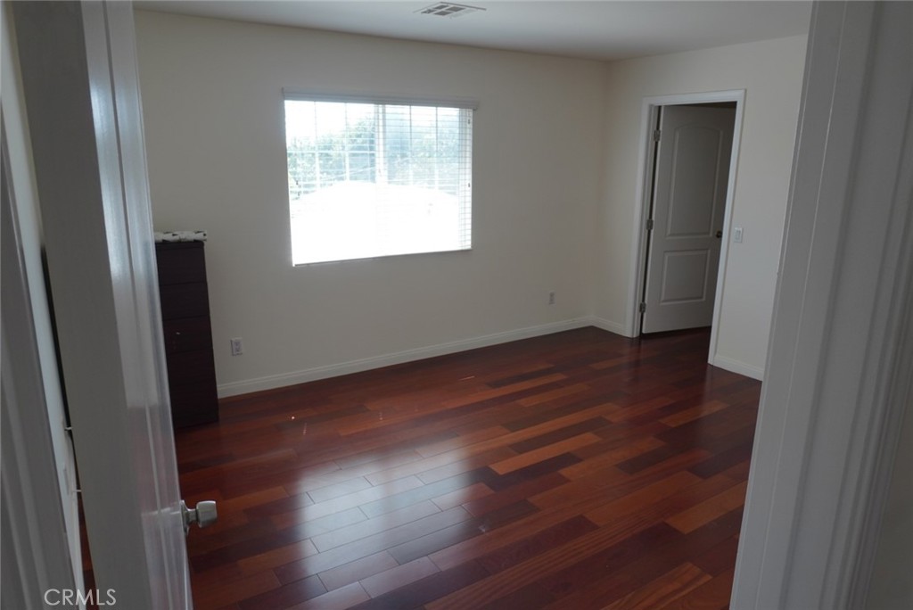 5031 Kauffman