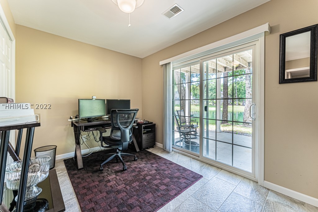 61 Victoria Square Drive