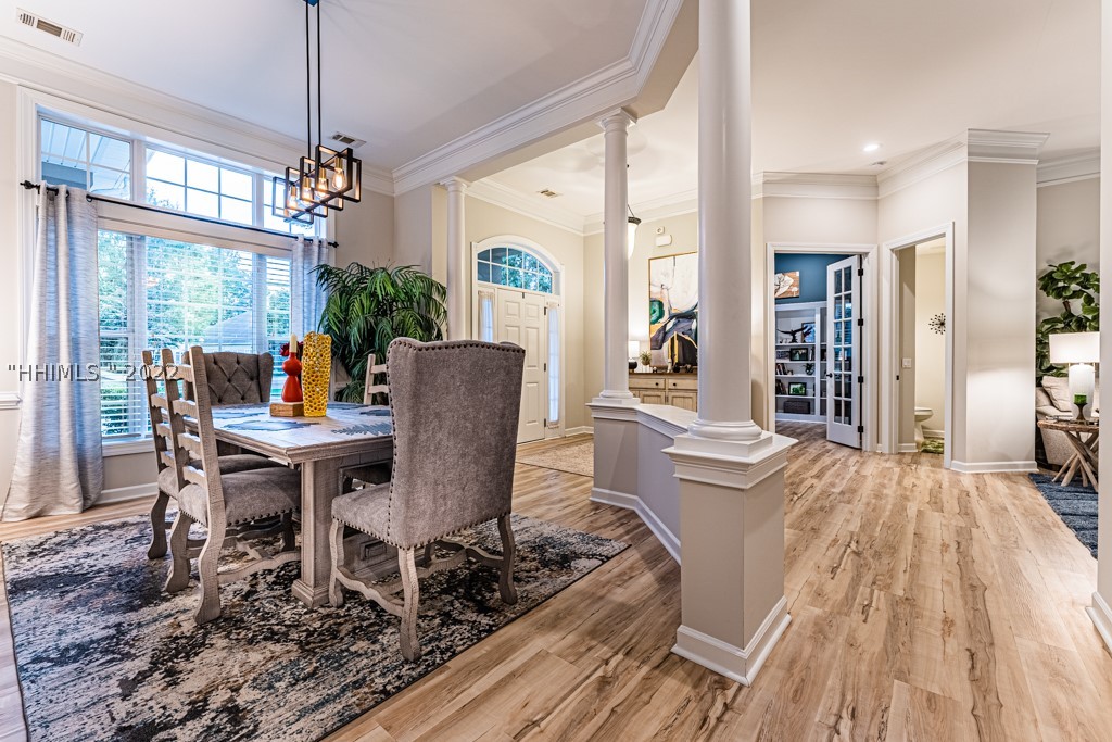 7 Stonehedge Way