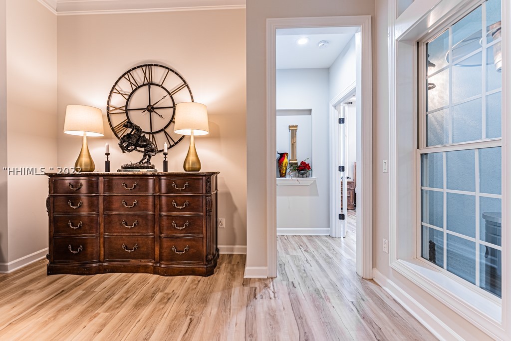 7 Stonehedge Way