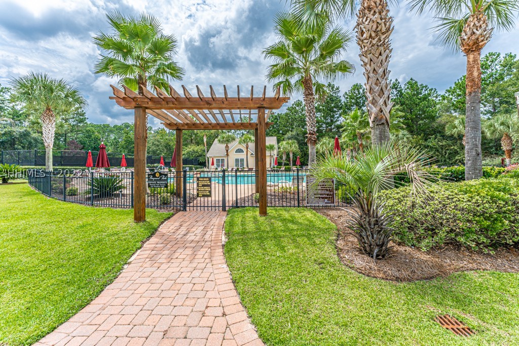 7 Stonehedge Way