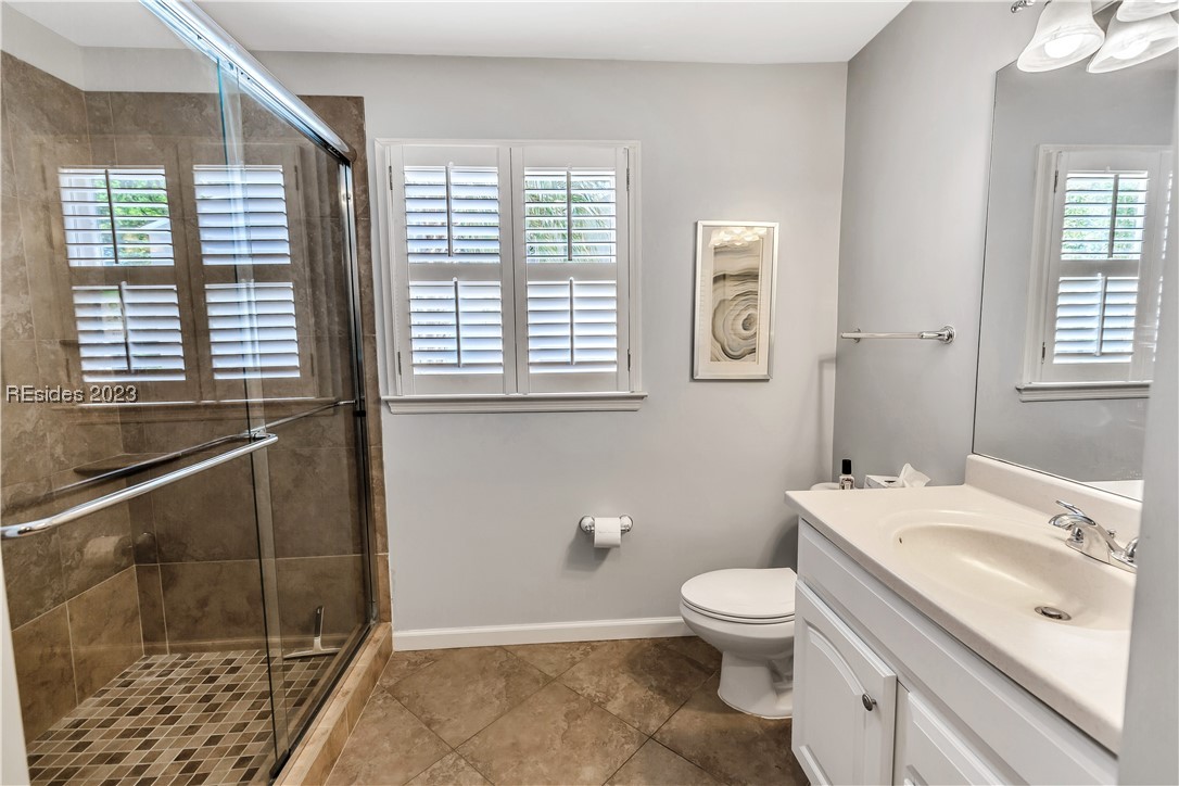 2 Wimbledon Court Unit: 101