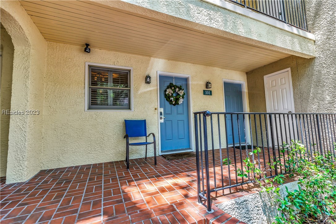 2 Wimbledon Court Unit: 101