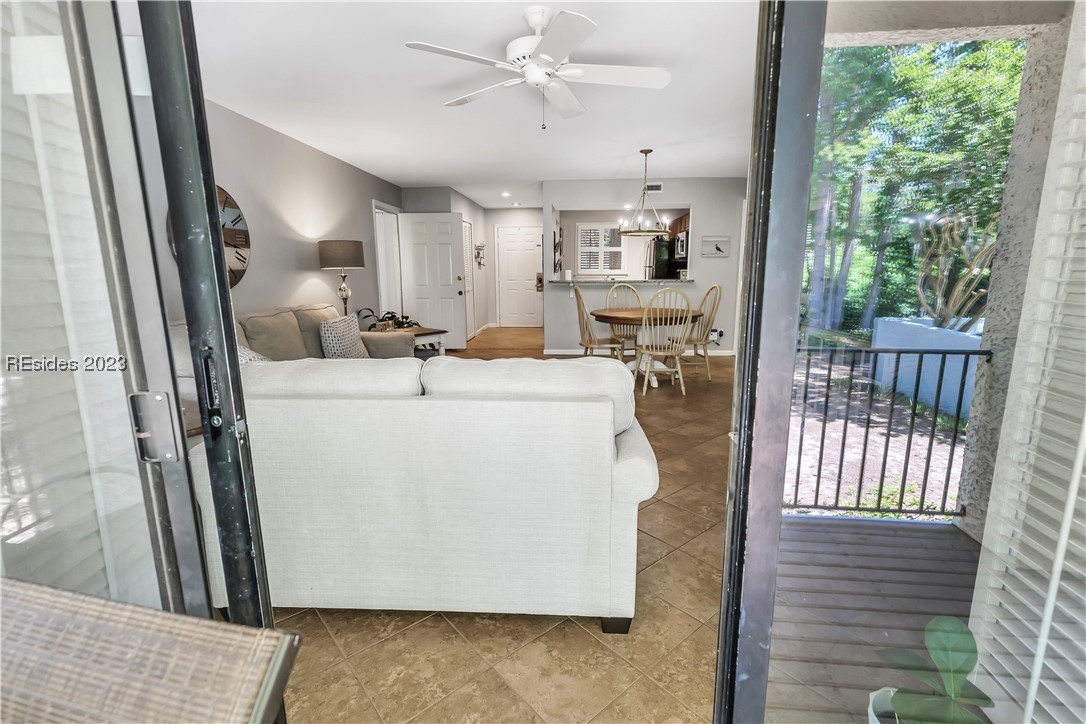 2 Wimbledon Court Unit: 101