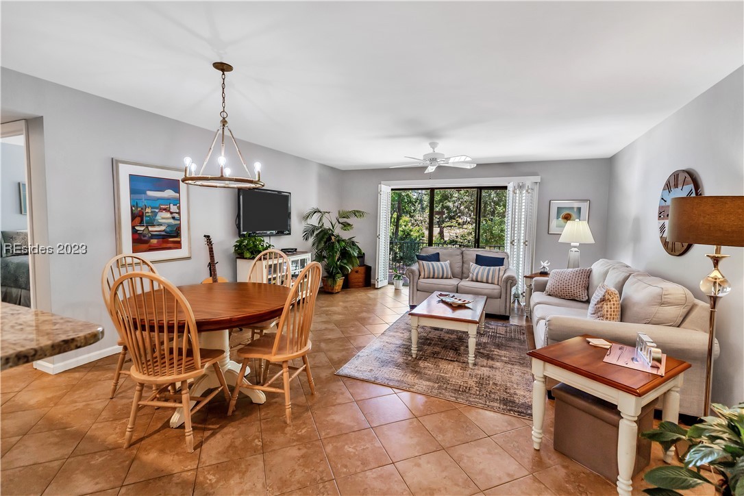 2 Wimbledon Court Unit: 101
