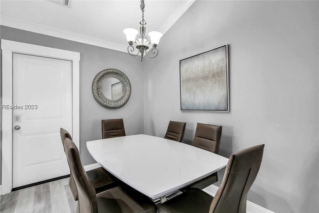 25 W Morningside Drive