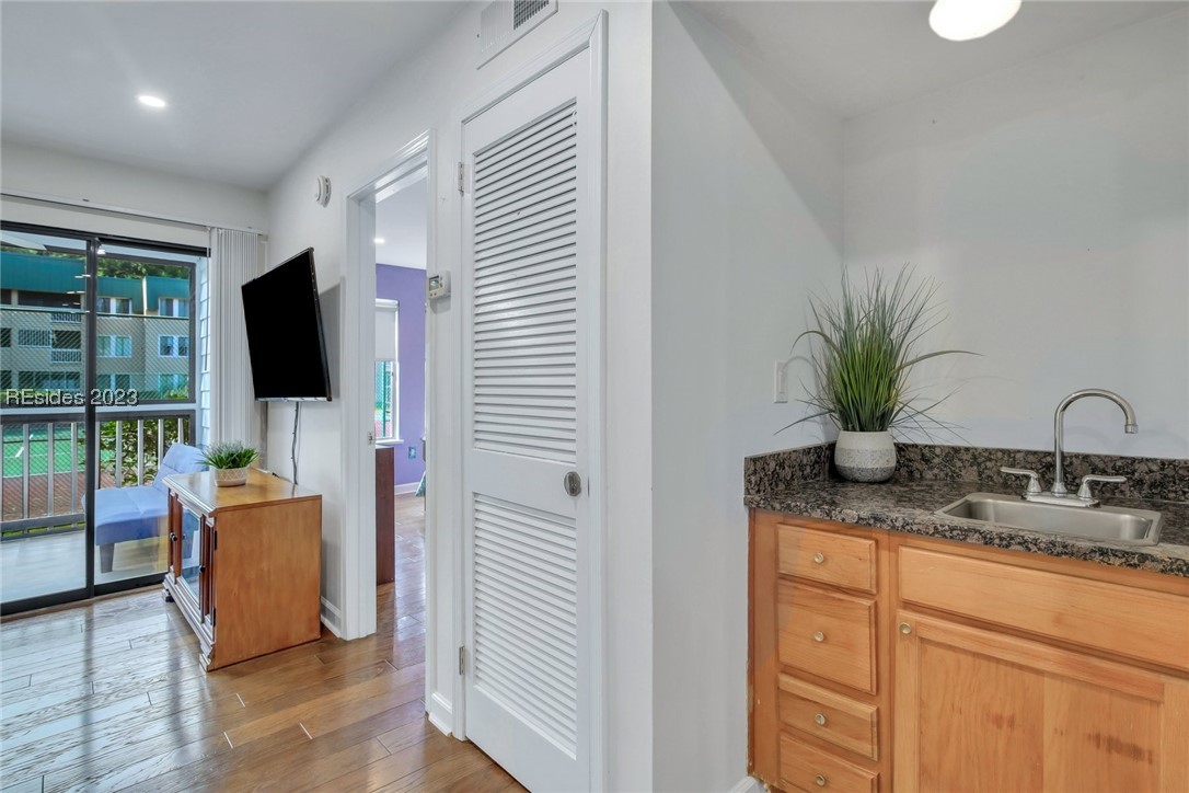 239 Beach City Road Unit: 3125