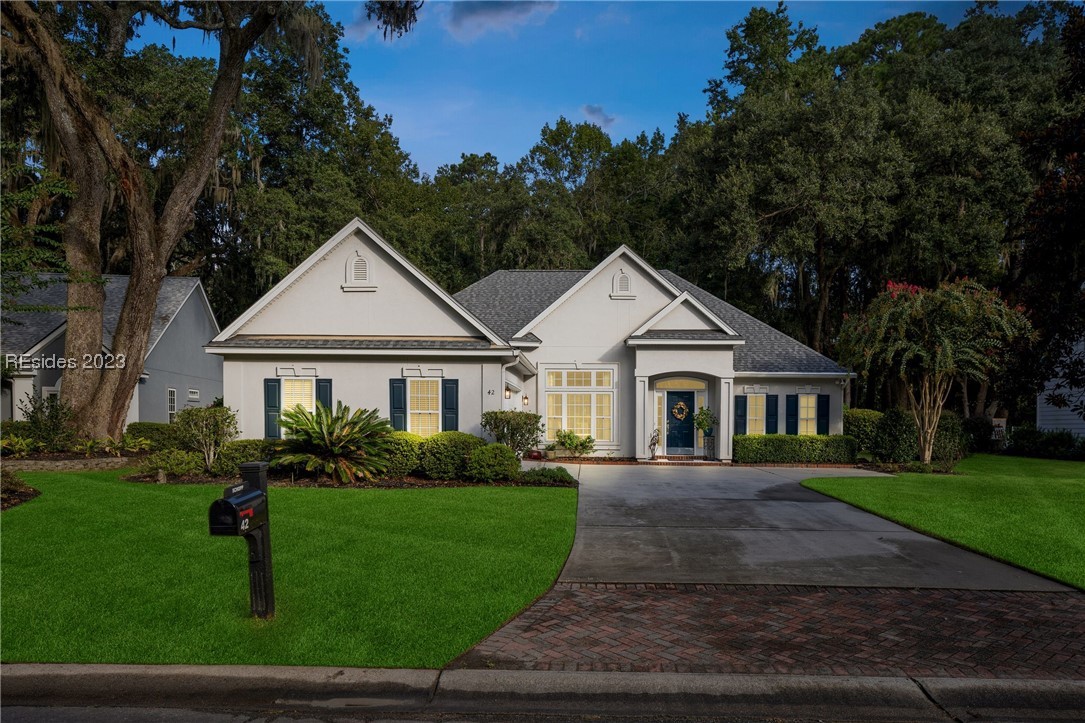 42 Point West Drive