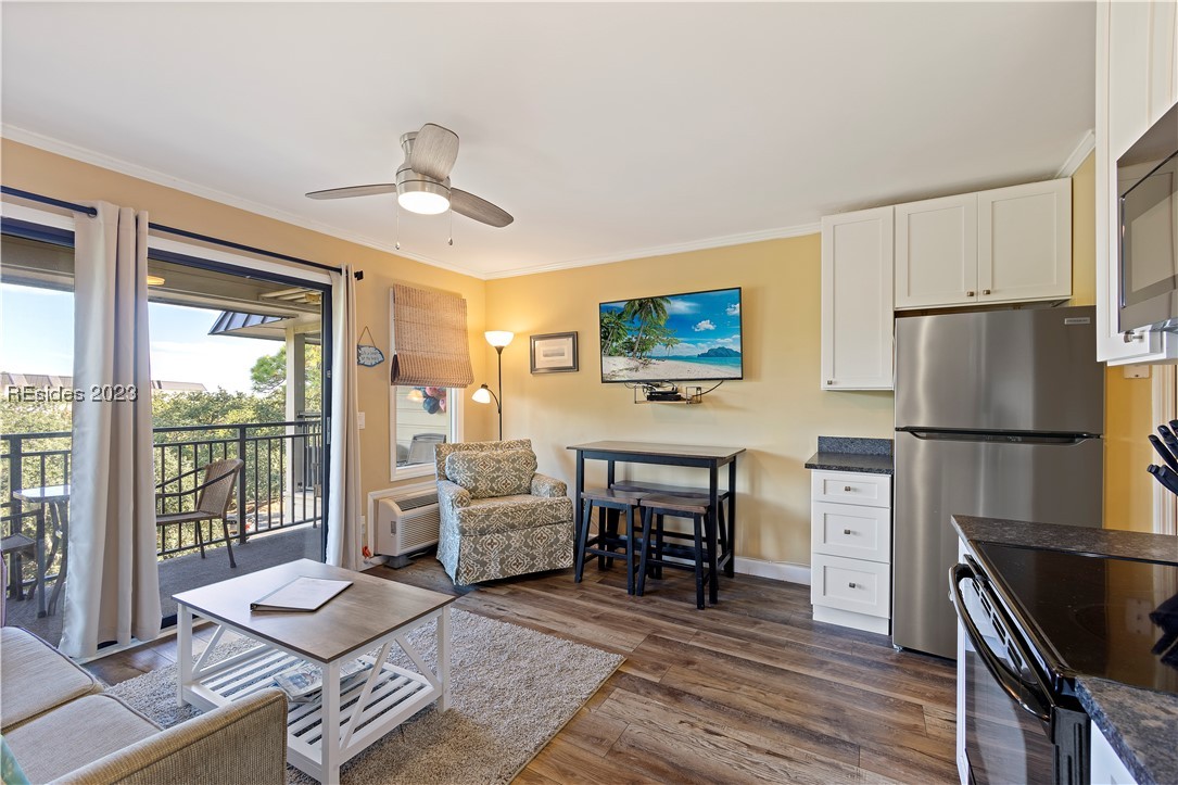 23 S Forest Beach Drive Unit: 350