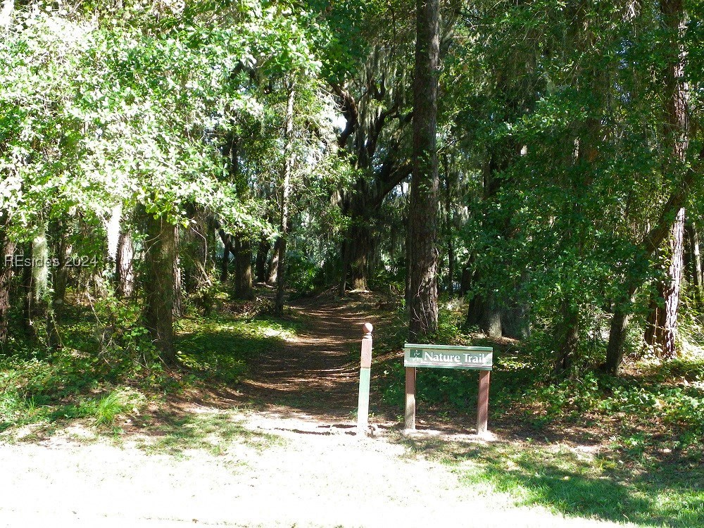 6 Salt Kettle Court