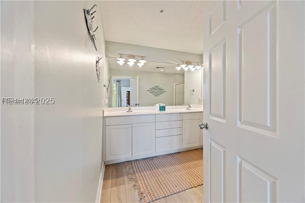 10 N Forest Beach Drive Unit: 2115