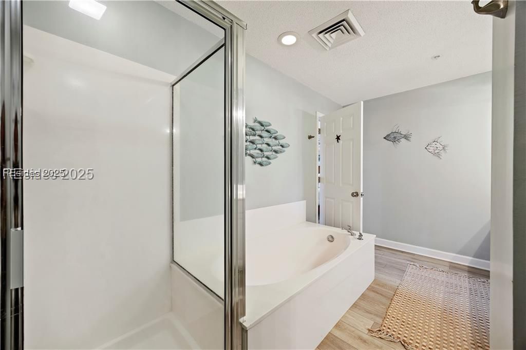 10 N Forest Beach Drive Unit: 2115