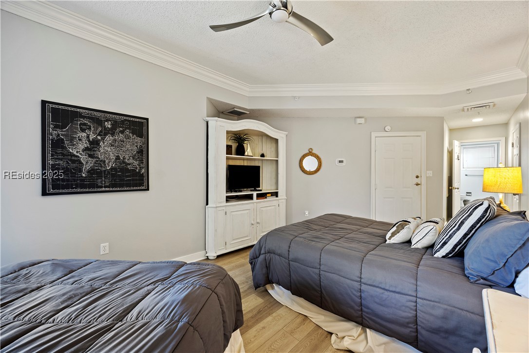 10 N Forest Beach Drive Unit: 2115