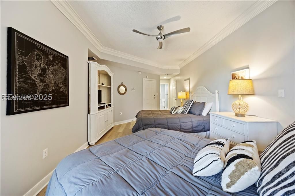 10 N Forest Beach Drive Unit: 2115