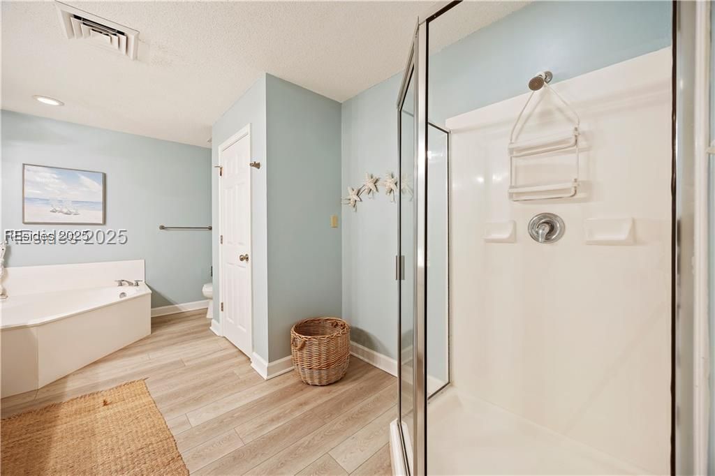 10 N Forest Beach Drive Unit: 2115