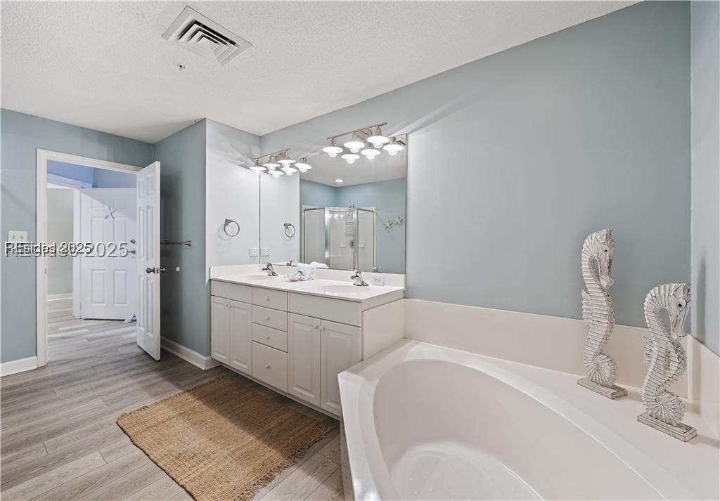 10 N Forest Beach Drive Unit: 2115