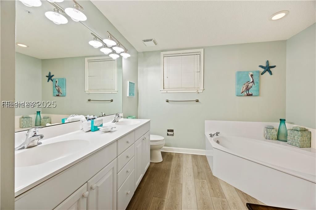 10 N Forest Beach Drive Unit: 2115