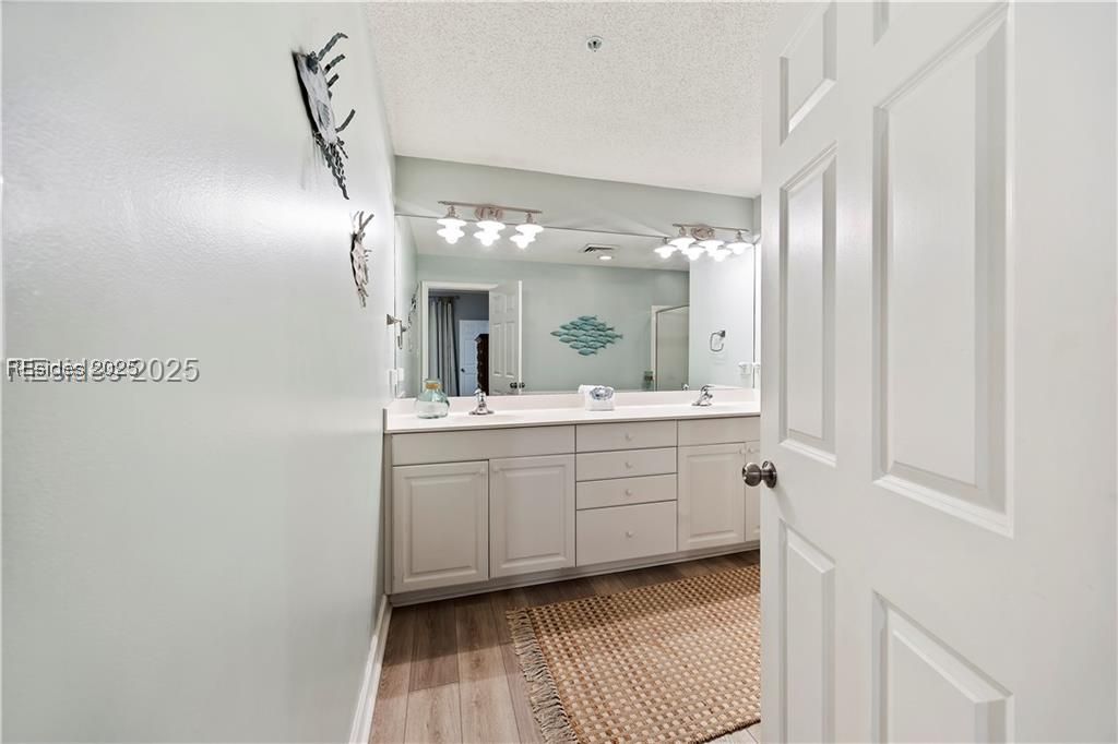 10 N Forest Beach Drive Unit: 2115