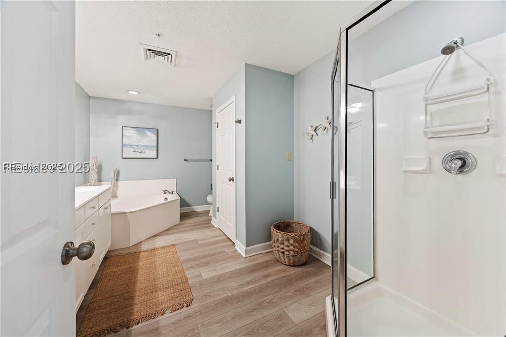 10 N Forest Beach Drive Unit: 2115