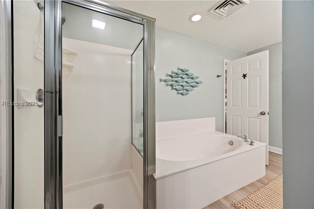 10 N Forest Beach Drive Unit: 2115