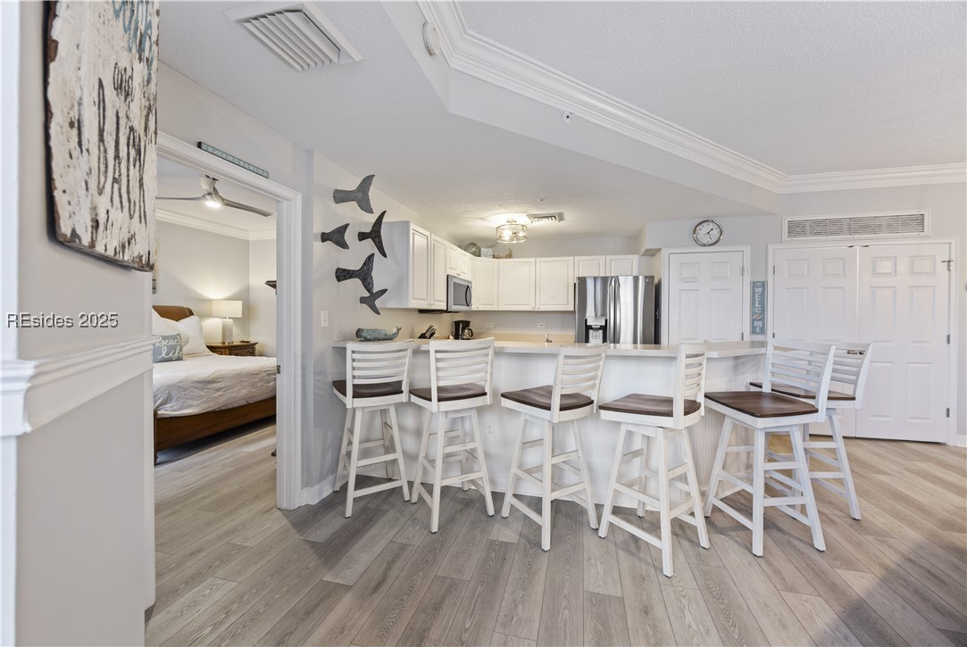 10 N Forest Beach Drive Unit: 2115