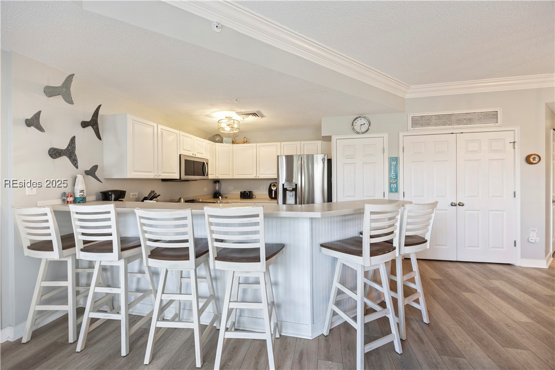10 N Forest Beach Drive Unit: 2115