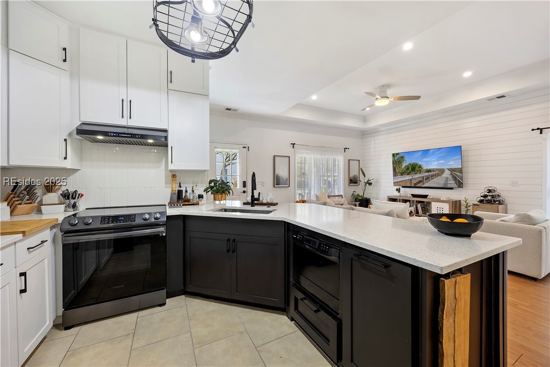 10 Leacy Bridge Road