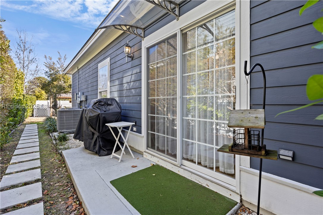 10 Leacy Bridge Road