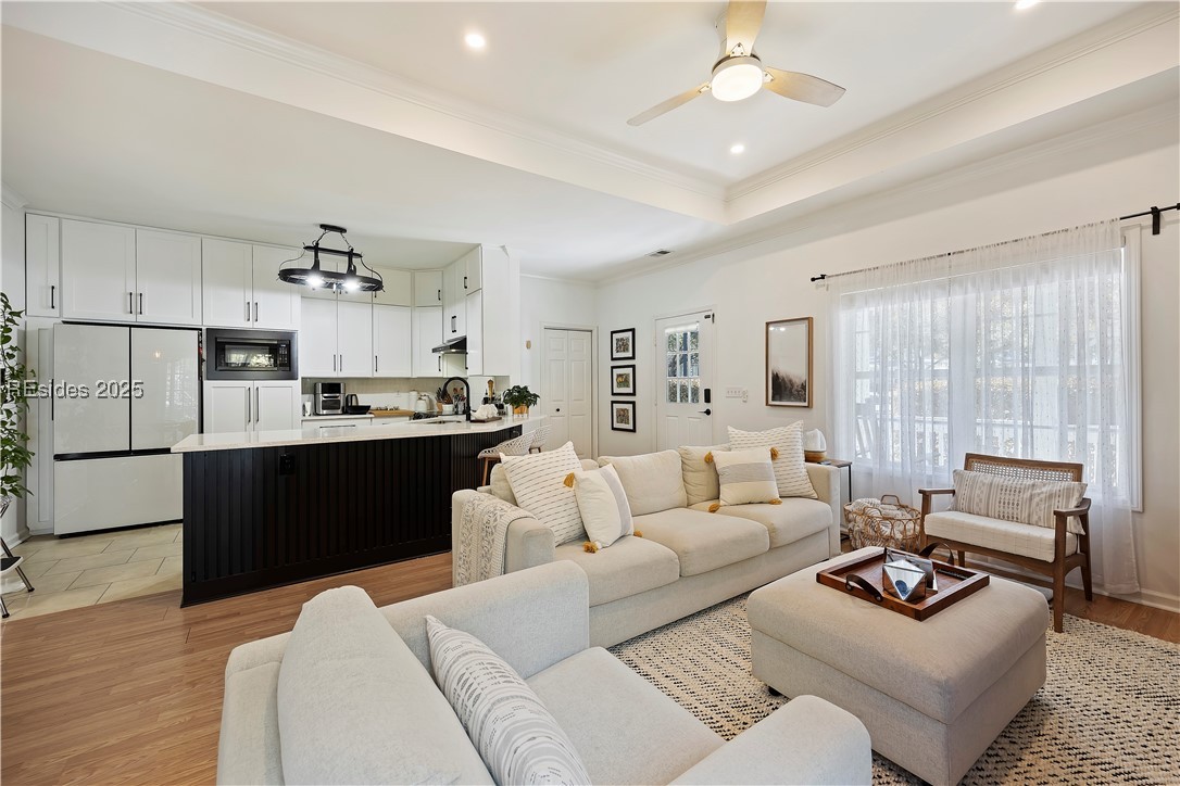10 Leacy Bridge Road