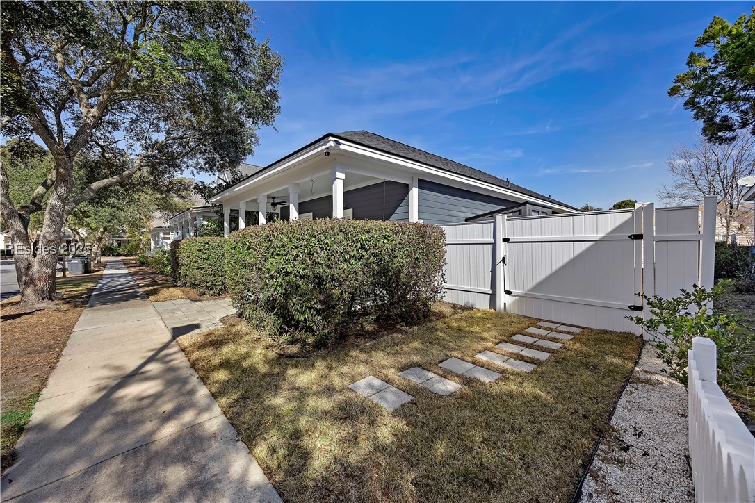 10 Leacy Bridge Road