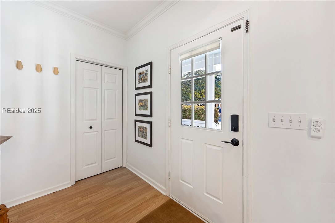 10 Leacy Bridge Road