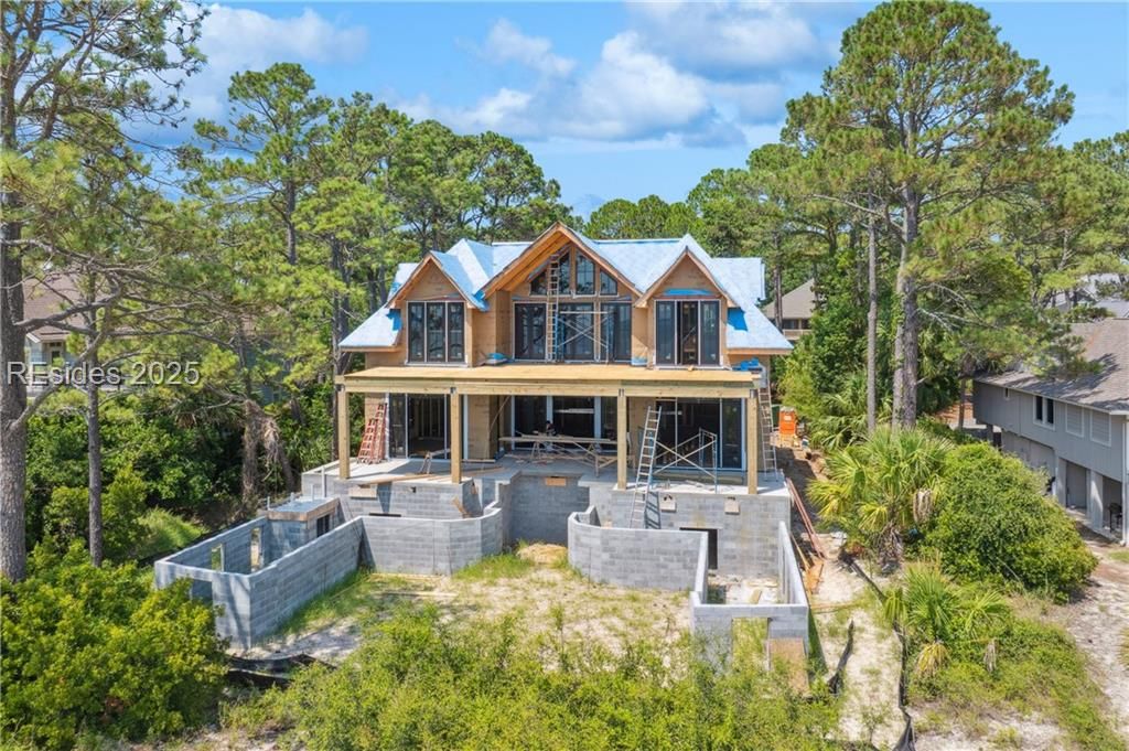 9 Brown Pelican Road