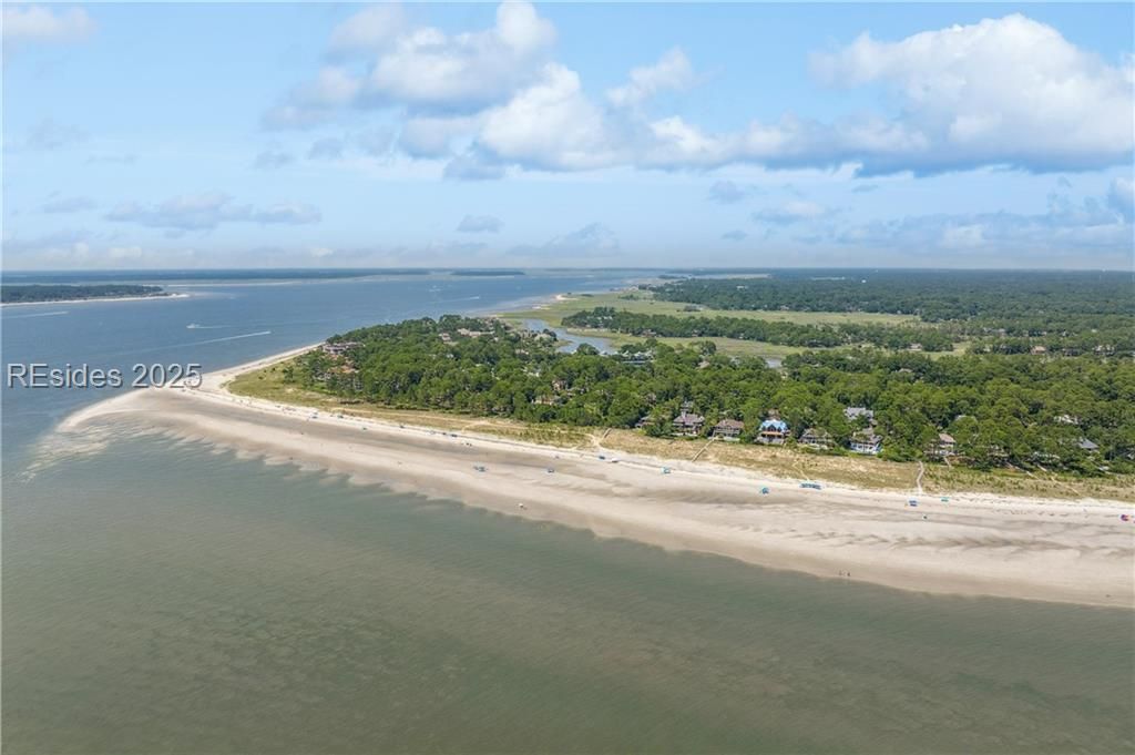 9 Brown Pelican Road